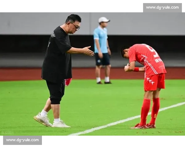 董路自荐执教常州队遭拒?直言苏超偏离竞技本质 董路自荐执教常州队遭拒?直言苏超偏离竞技本质